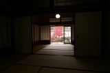 Enjoying the silence at private shrines and temples in the afternoon　Thumbnail2
