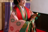 A talk about “Junihitoe (twelve-layered kimono considered the supreme costume for a women)” and “Emondo”　　　　Thumbnail7