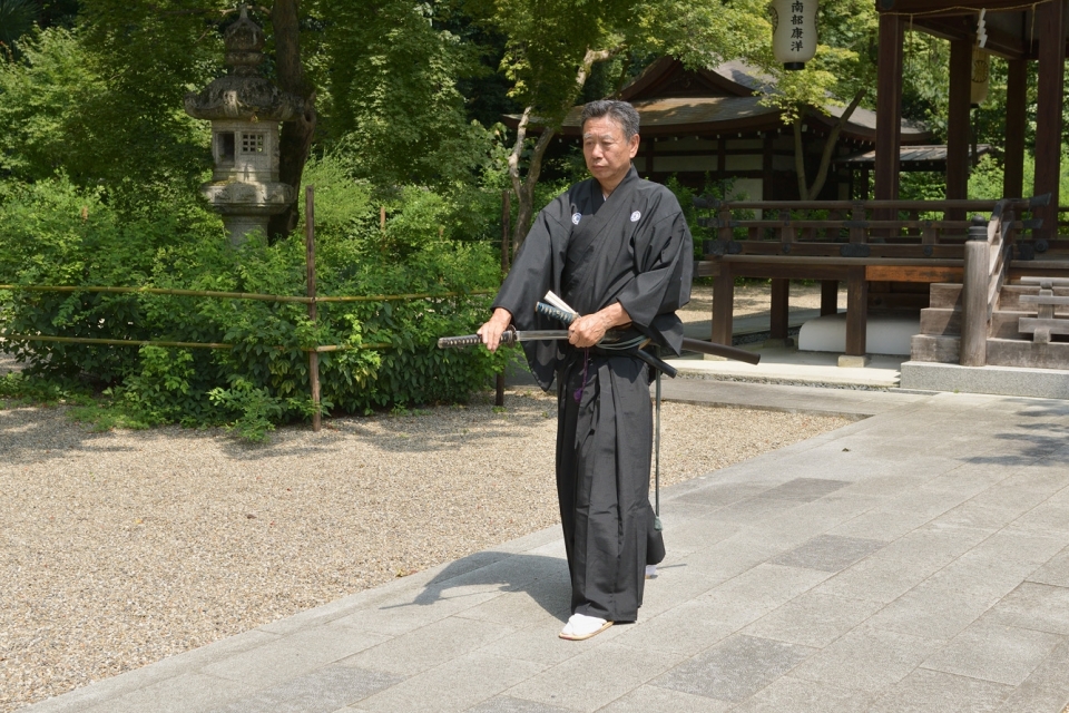 Samurai Experience—A performance of Kyoto Yamauchi Ha Iai Battojutsu and test cutting demonstration 　Photo8